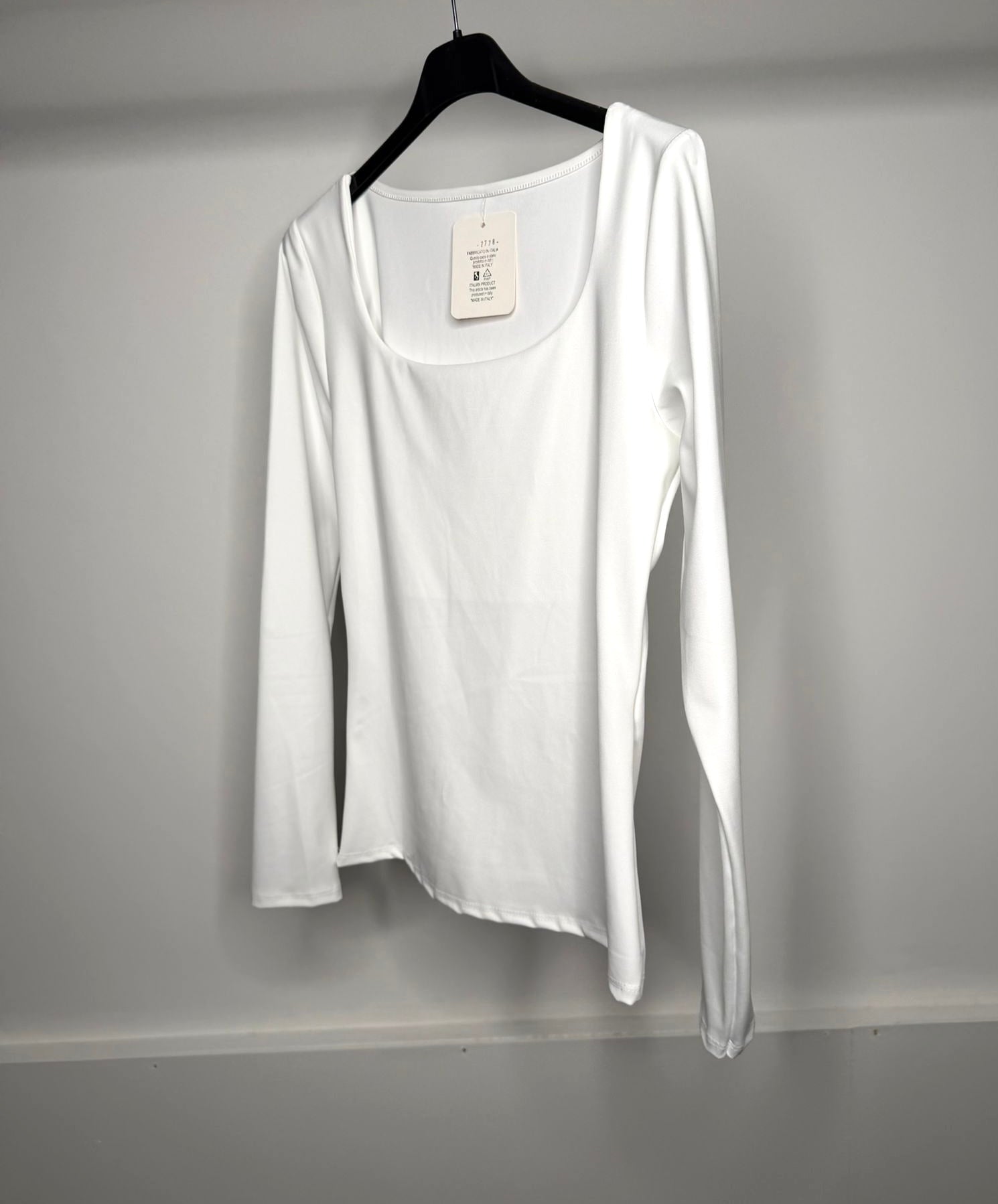 Double Layer Slinky Scoop Neck Long Sleeve Tops