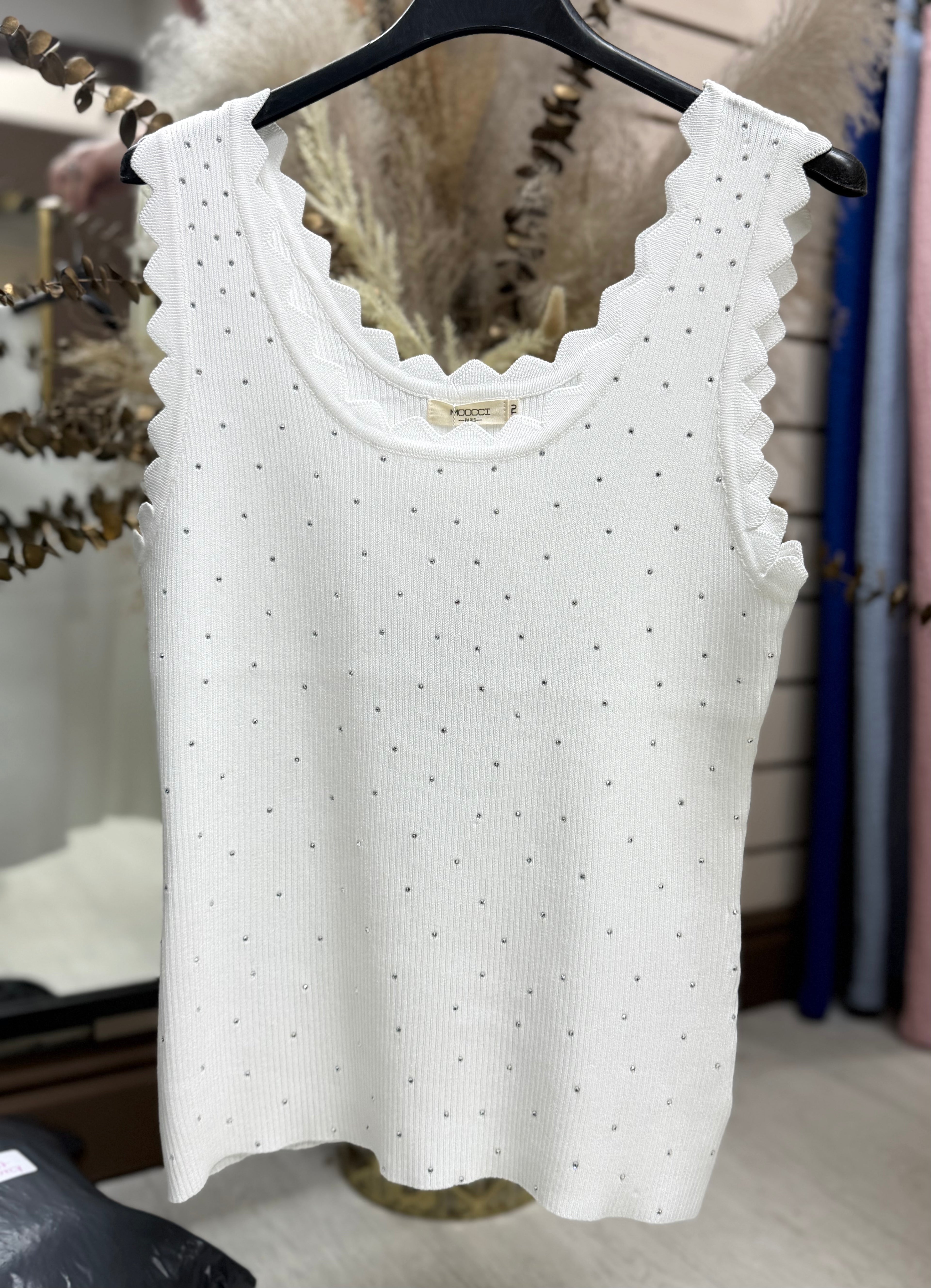 Scallop Trim Round Neck Diamanté Stretchy Vest Top