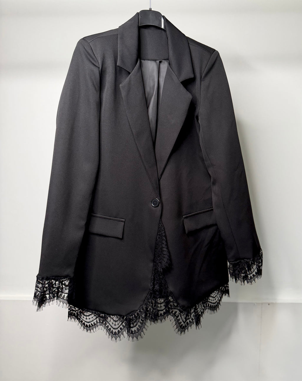 LUXE Waist Cinching Blazer With Lace Detail