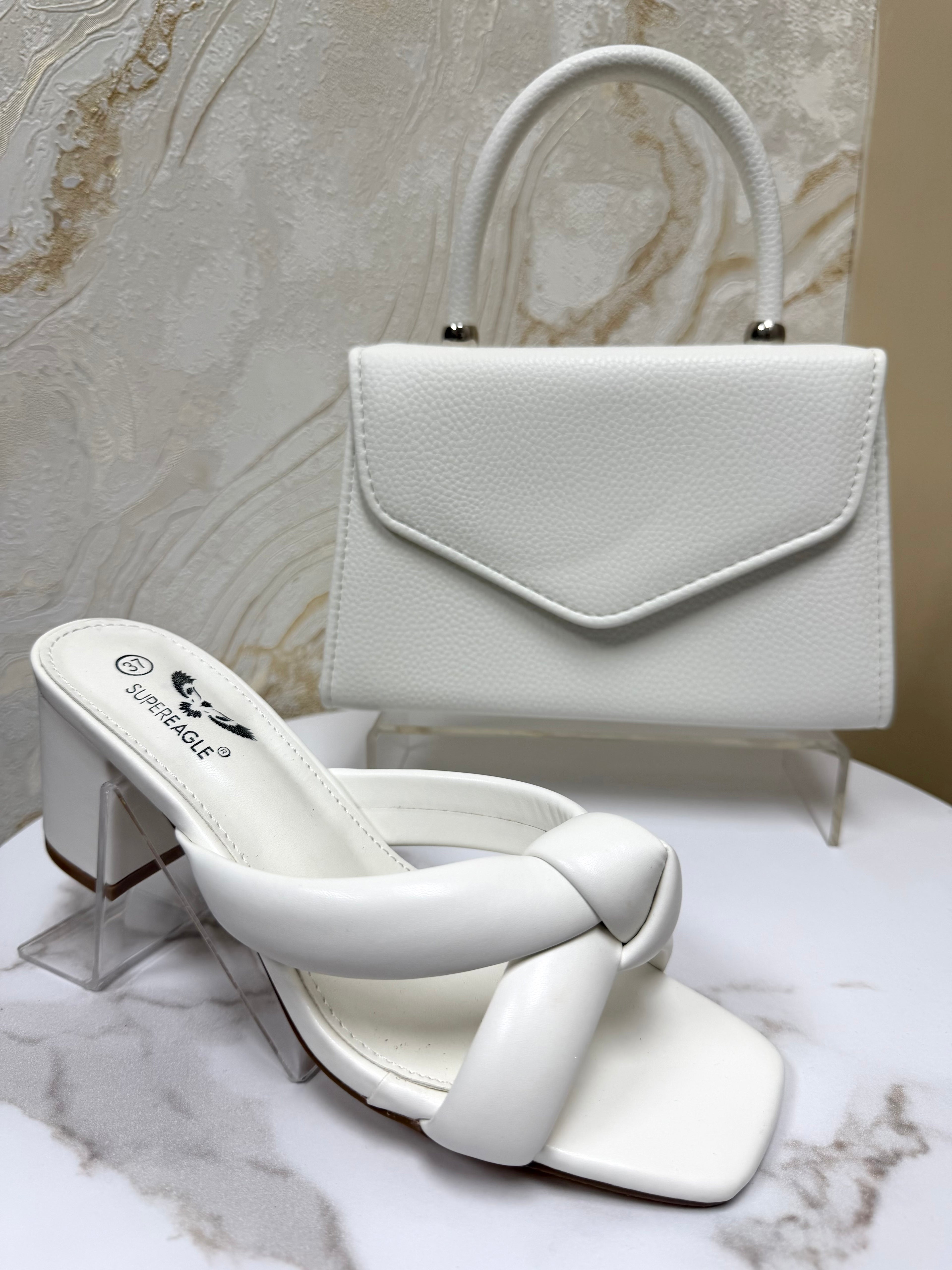 Knot Detail Comfy Mule - White