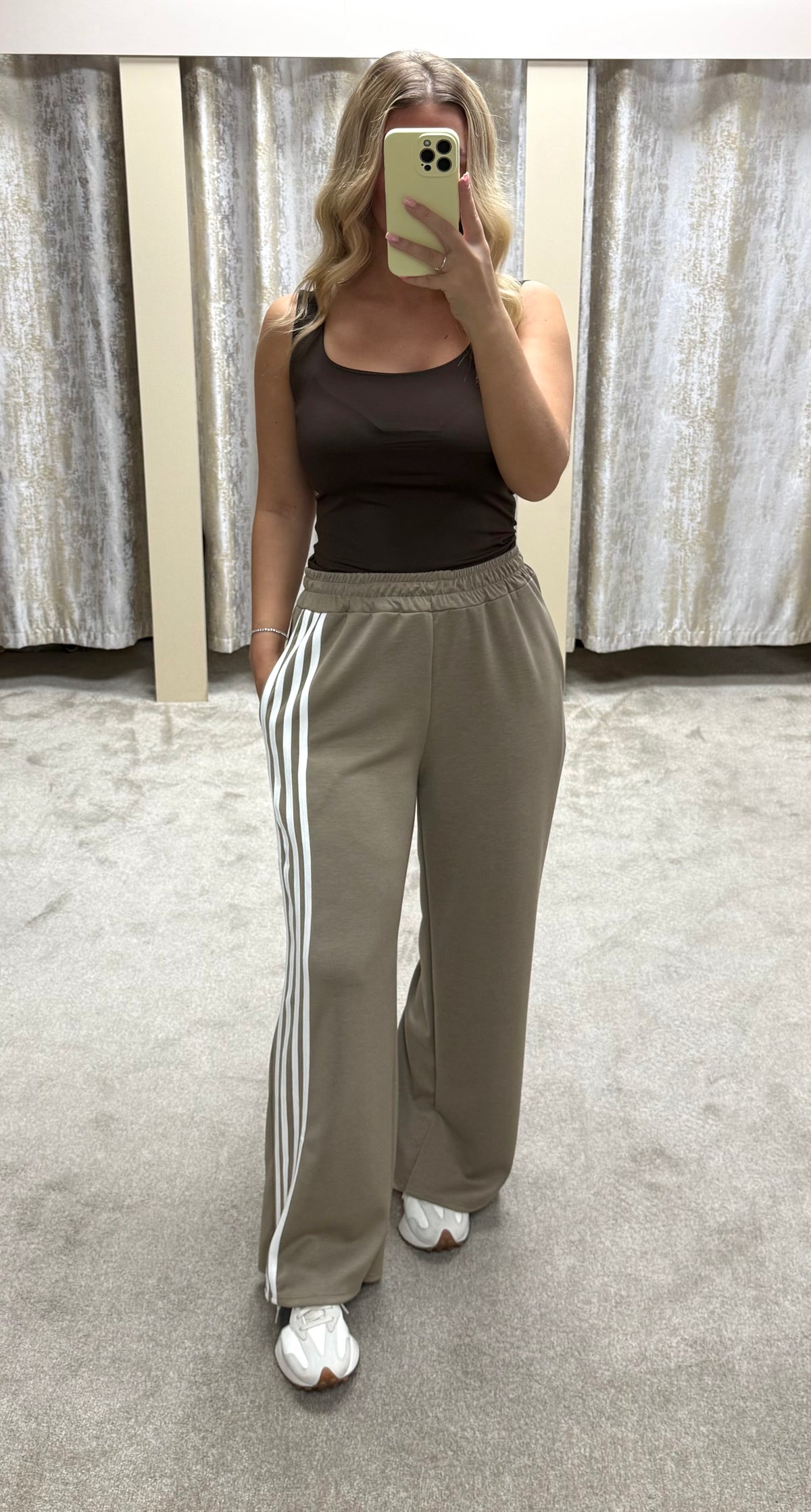 4 Stripe Detail Elasticated Joggers