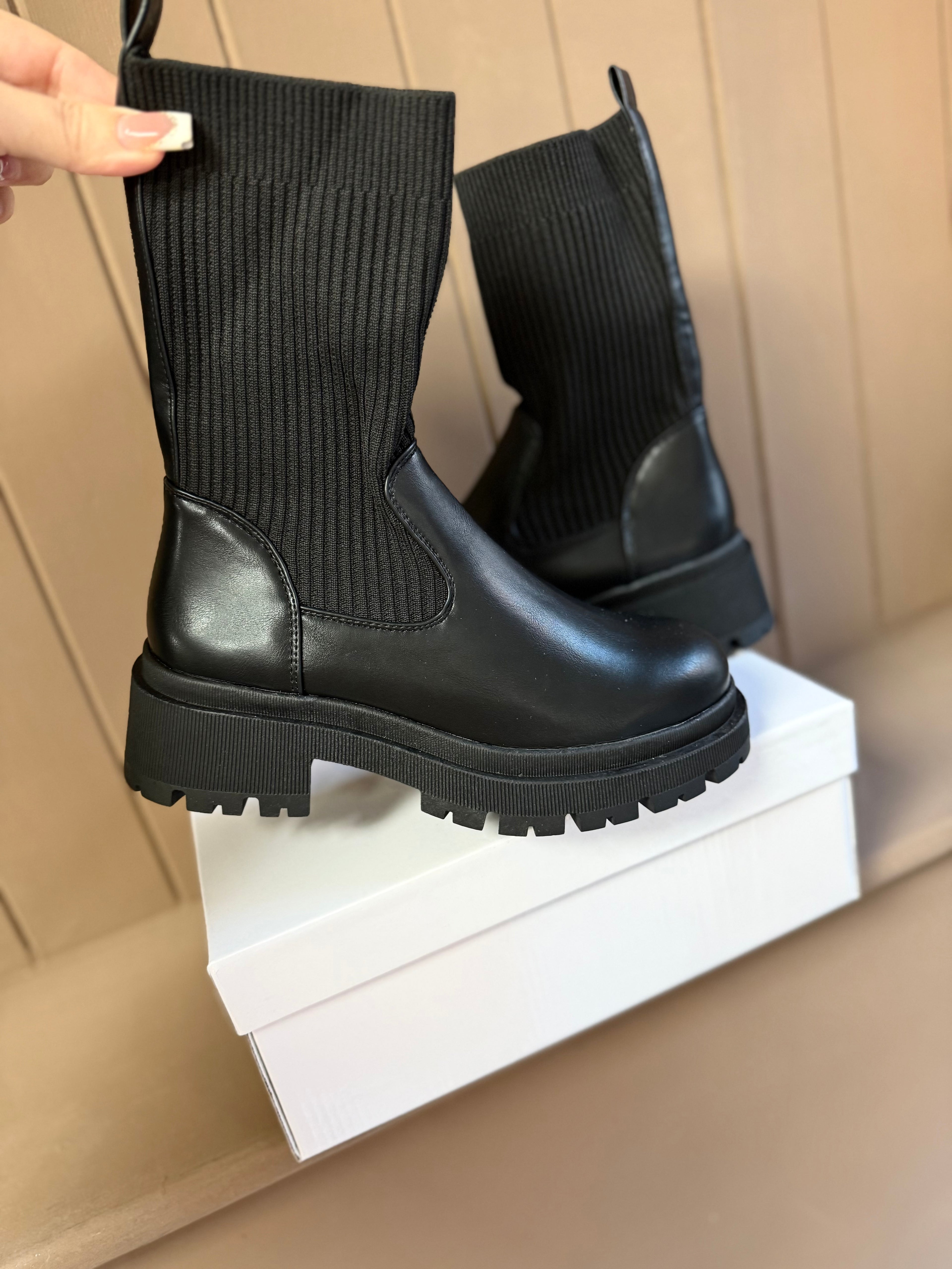 Black Knit Stretchy Chelsea Ankle Boots