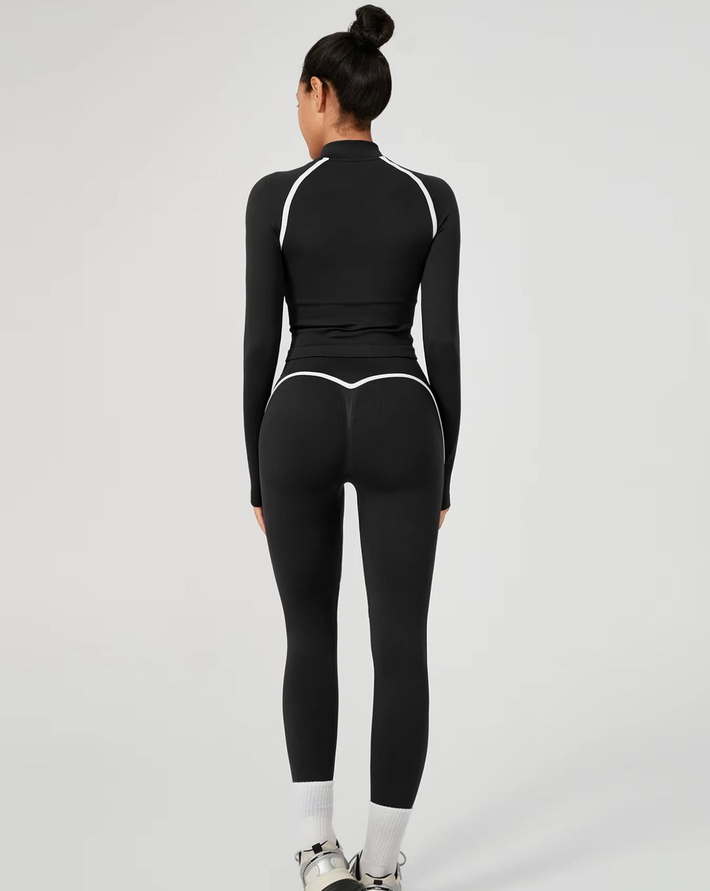 Body Sculpting White Detail Gym Set - Black