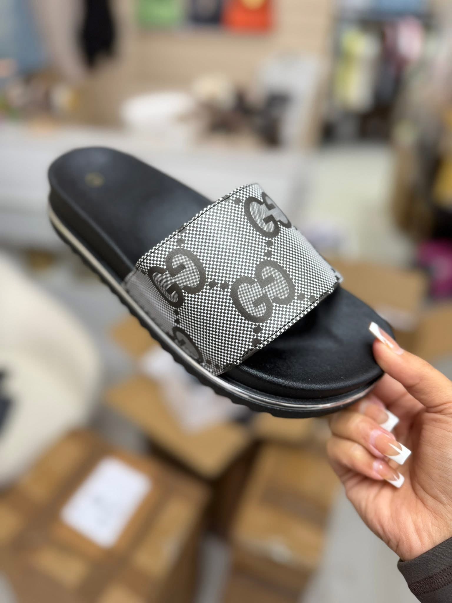 Gucci Inspired Sliders - Black