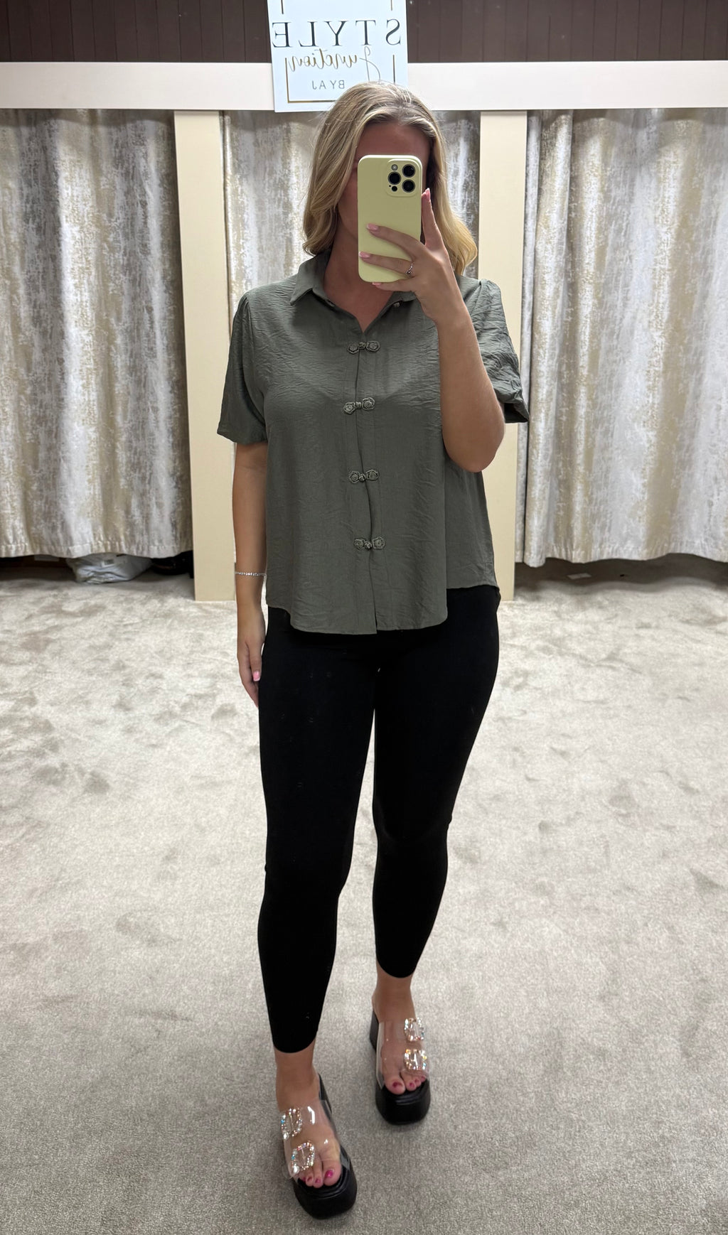 Rose Fastening Detail Blouse