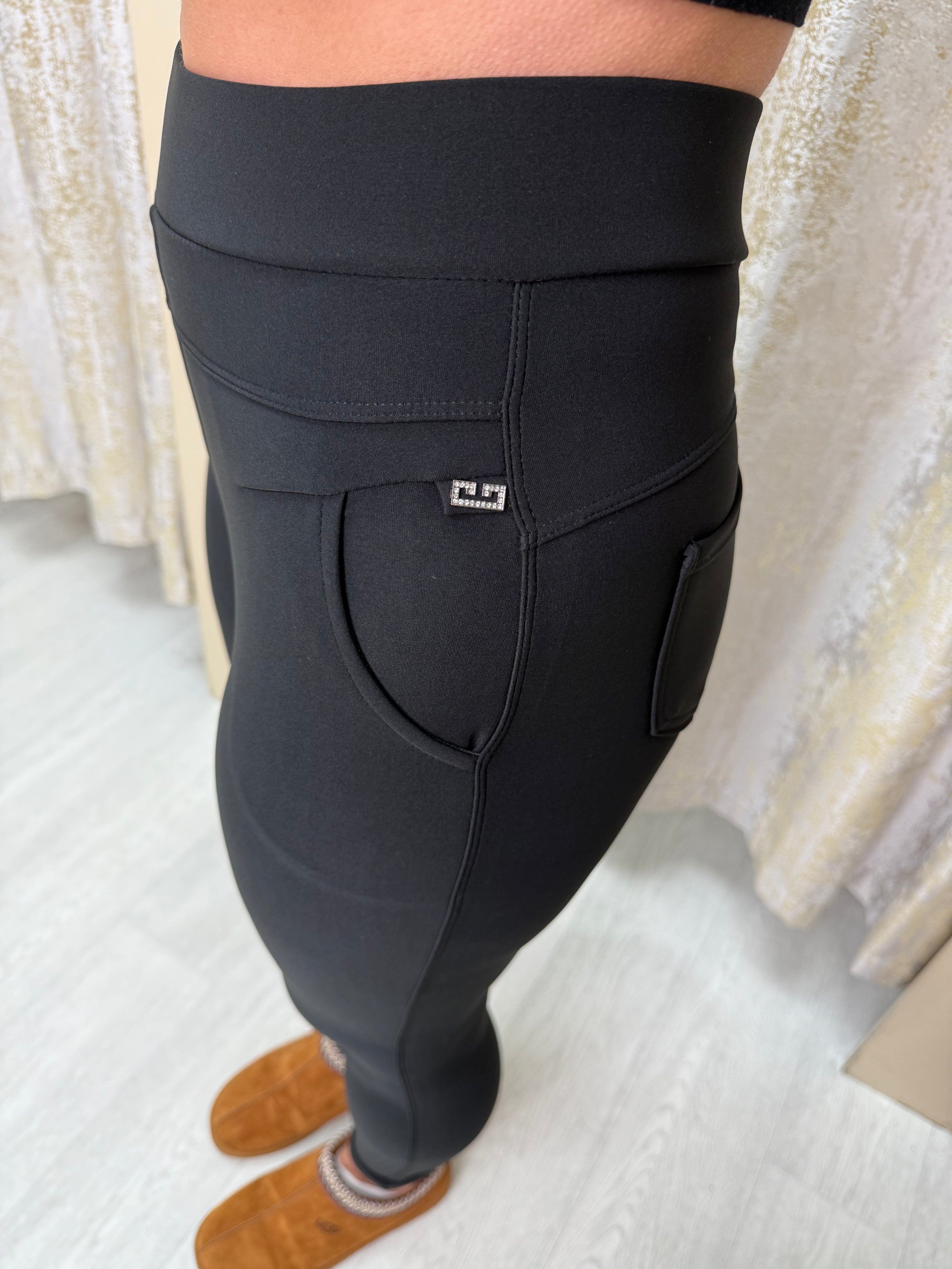 Diamanté Detail High Waisted Shaping Leggings with Pockets - Black