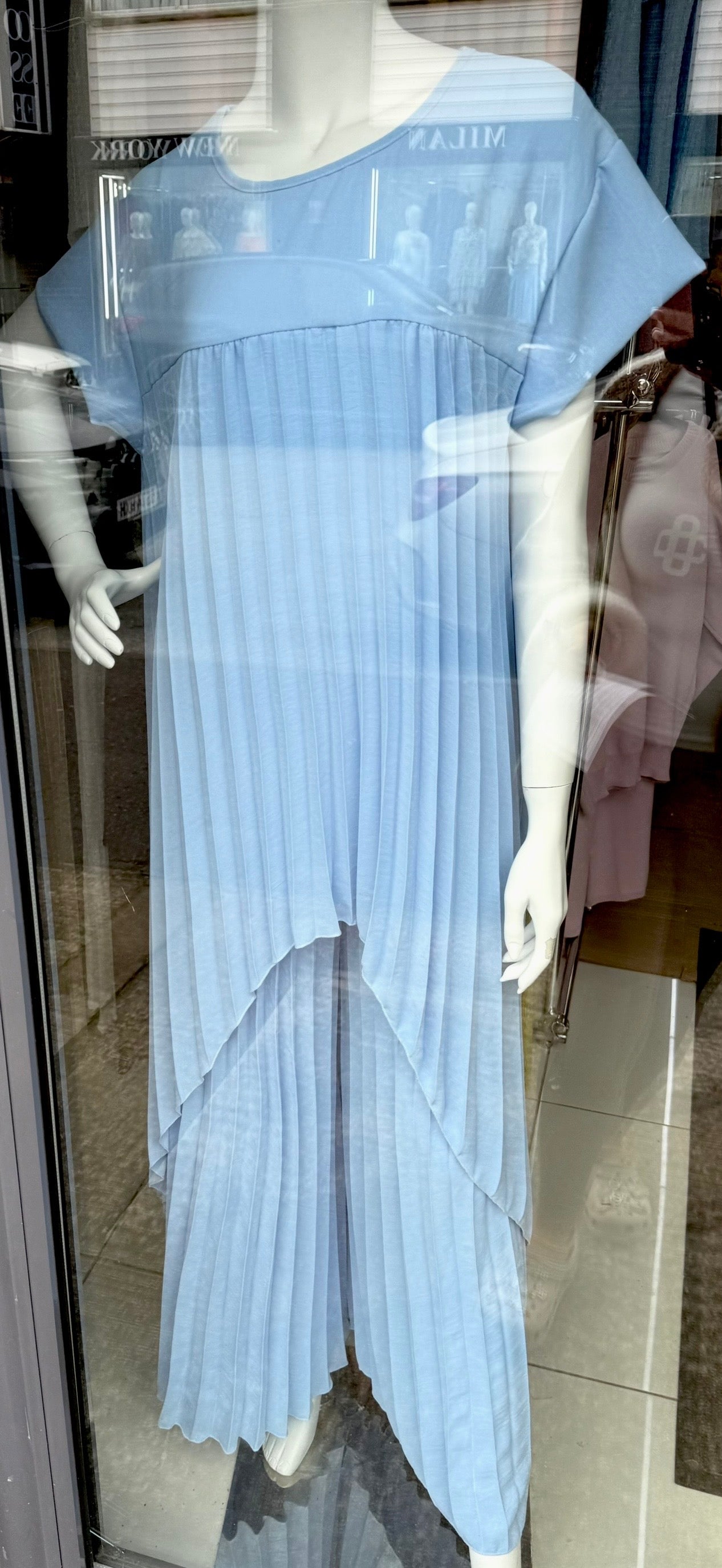 PLUS SIZE - Dipped Loose Fit Pleated Top & Trouser Co Ord