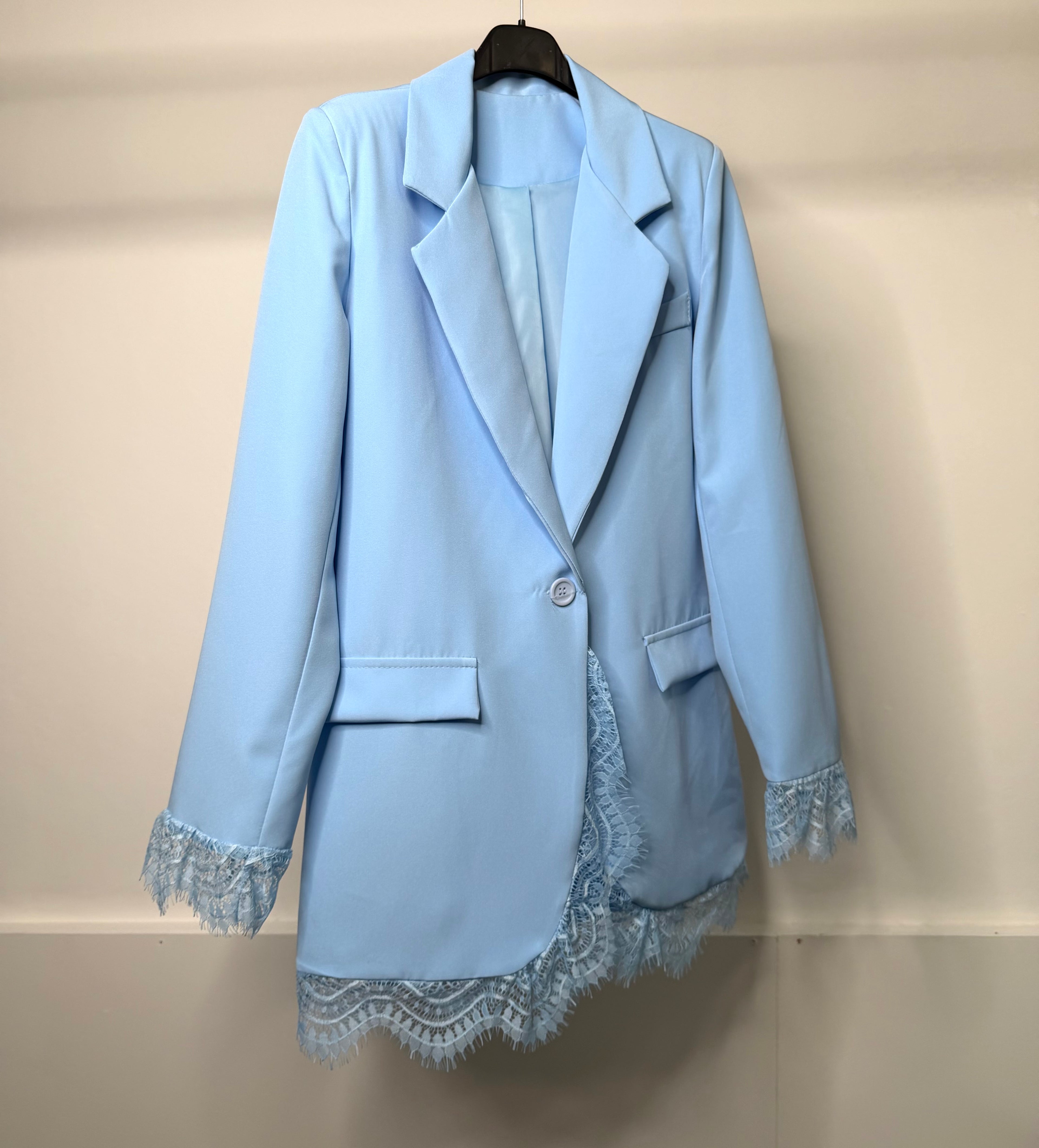 LUXE Waist Cinching Blazer With Lace Detail