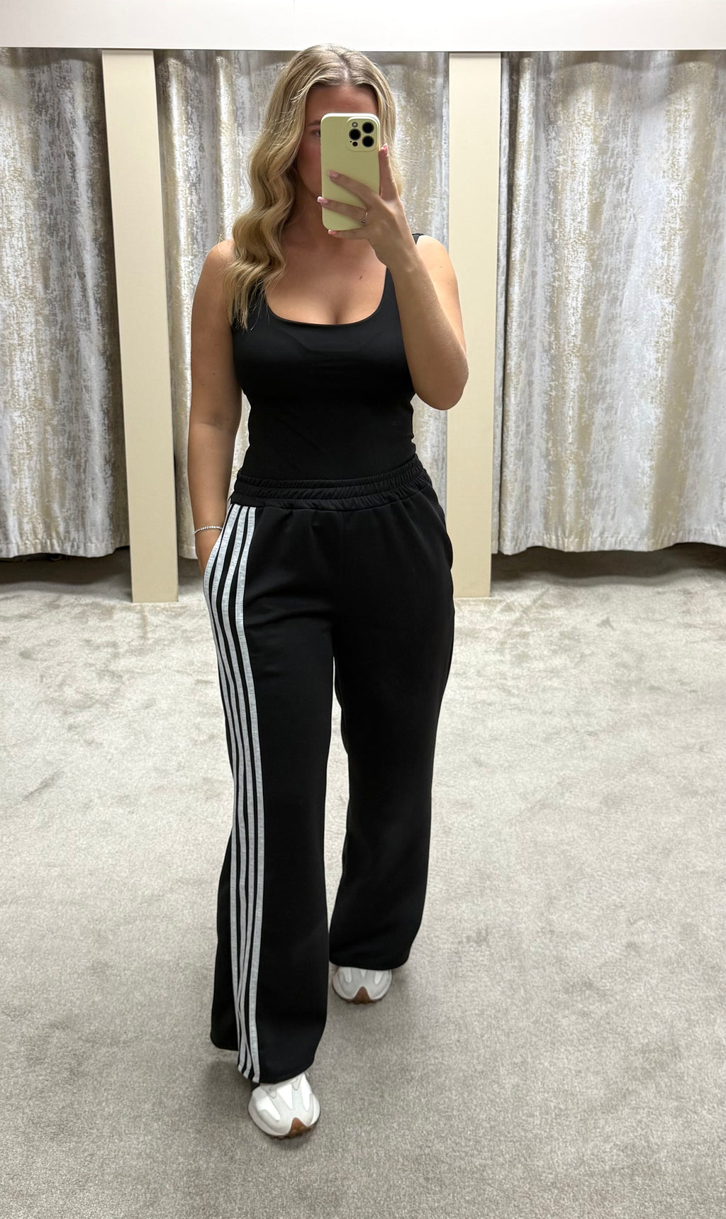 4 Stripe Detail Elasticated Joggers