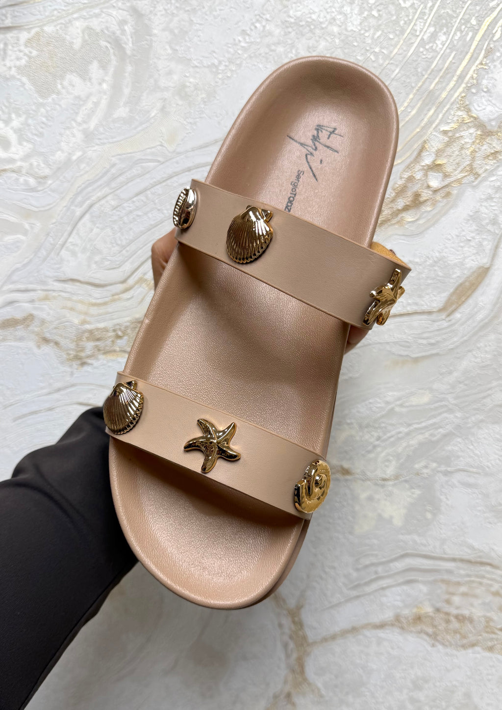 Seashell & Starfish Gold Detail Sliders - Nude