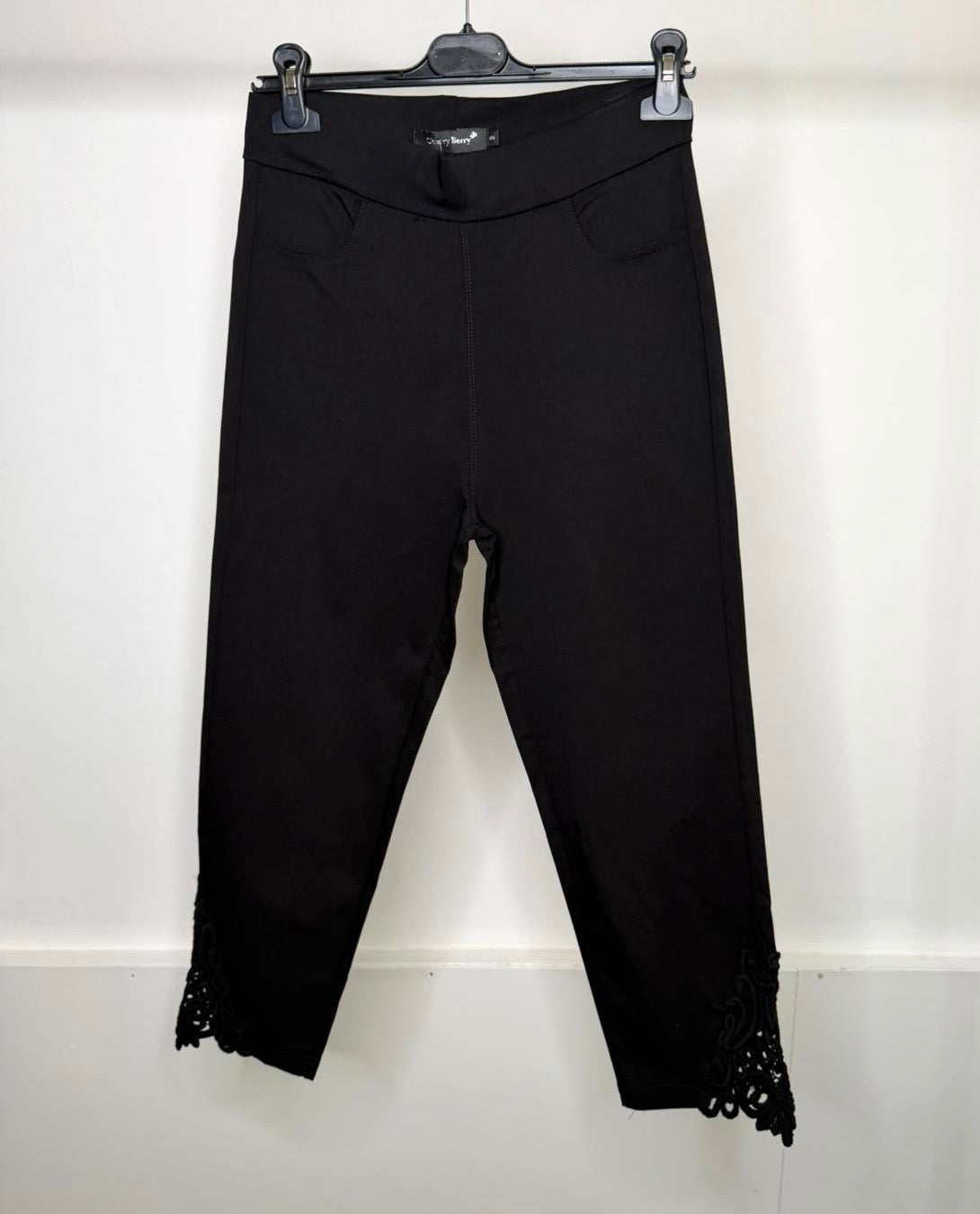 Stretchy Elasticated Waist Capri Pants With Crochet Ankle Detail - BLACK