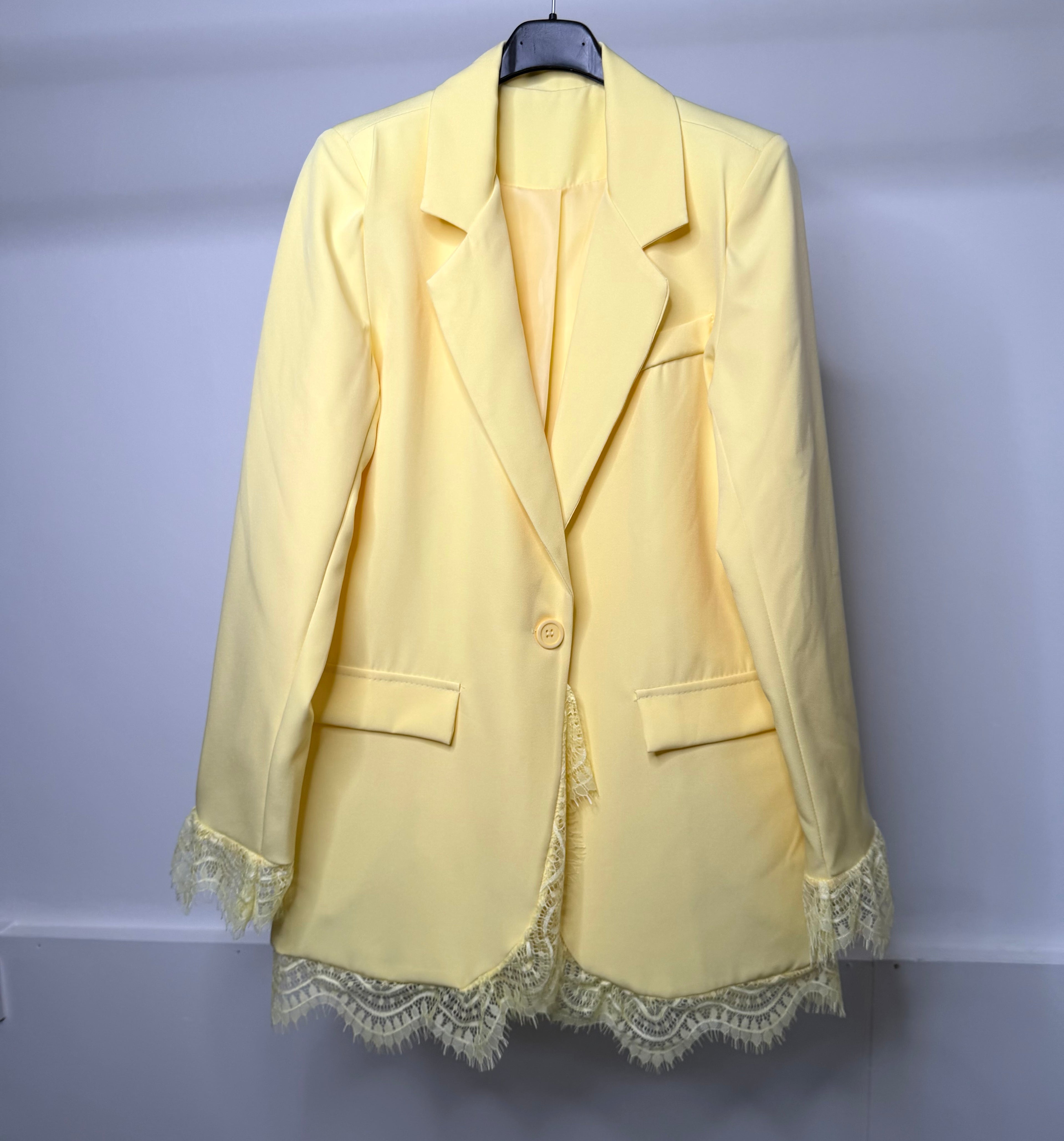 LUXE Waist Cinching Blazer With Lace Detail