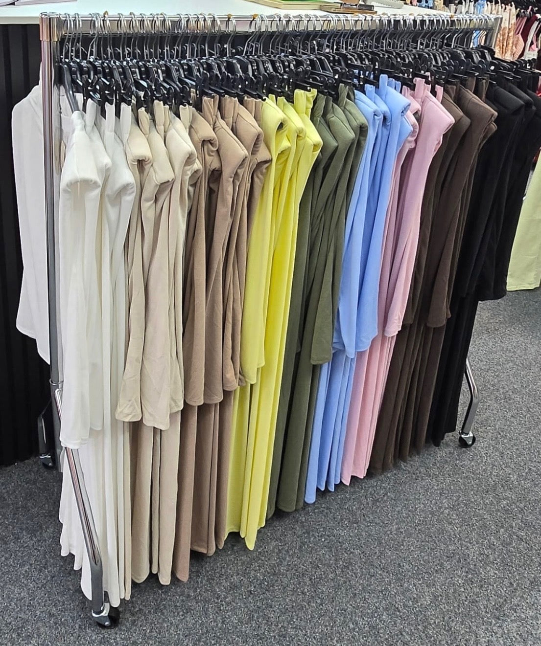 Flattering Ruched Detail Shoulder Pad Top & Elasticated Waist Trouser Co Ord