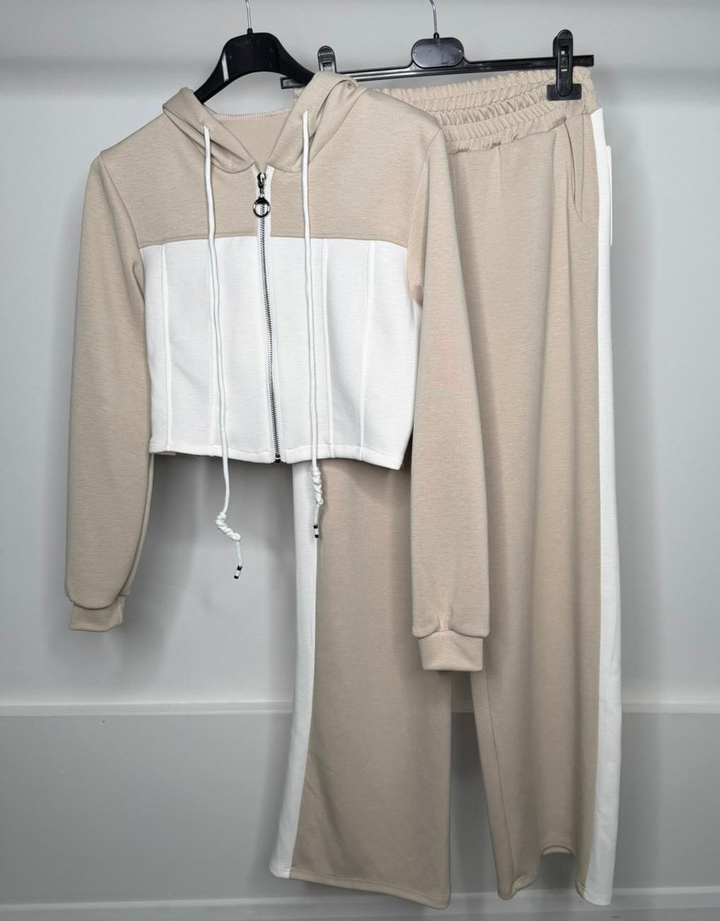 Corset Zip Up Two Tone Detail Hooded Jacket & Joggers Co Ord - Beige & White