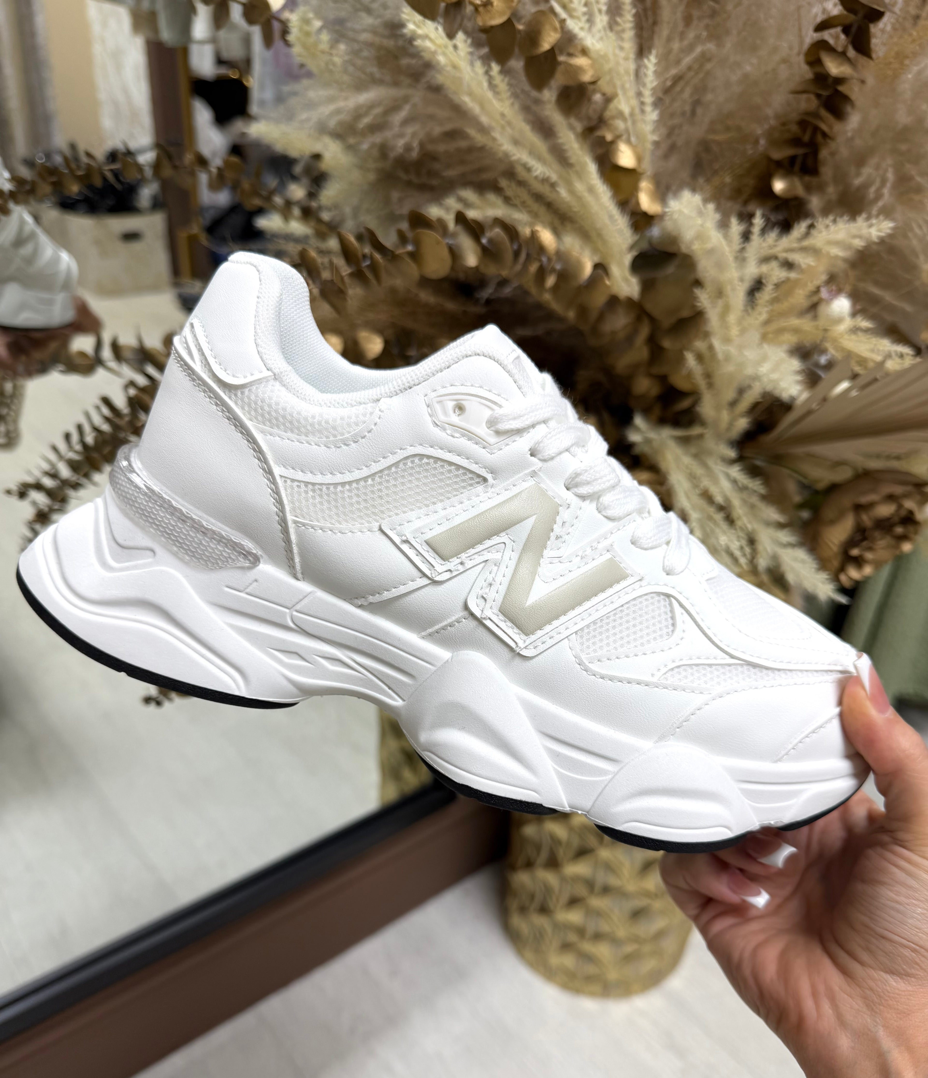 New Balance 9060 Inspired Trainers - White