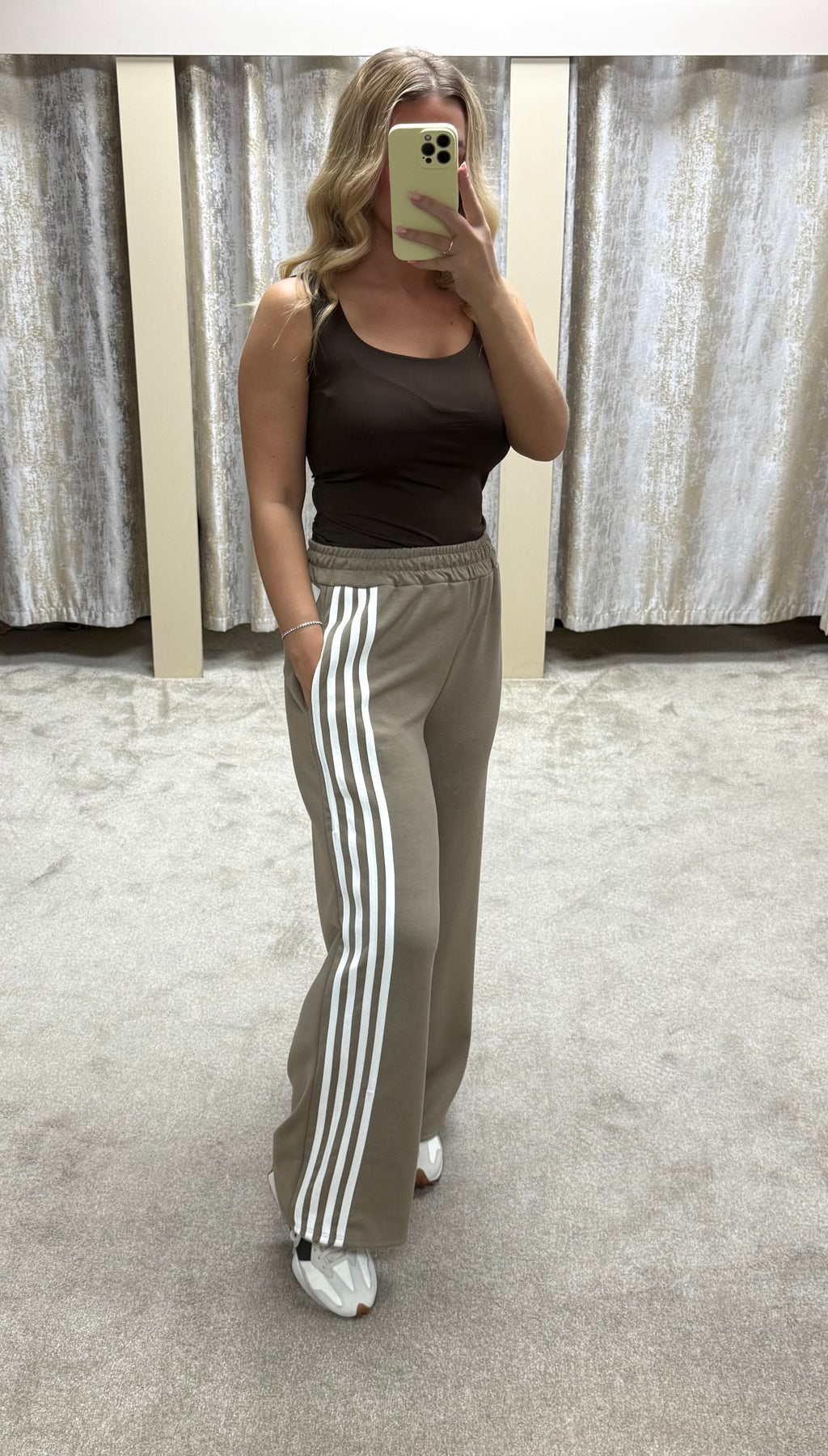 4 Stripe Detail Elasticated Joggers