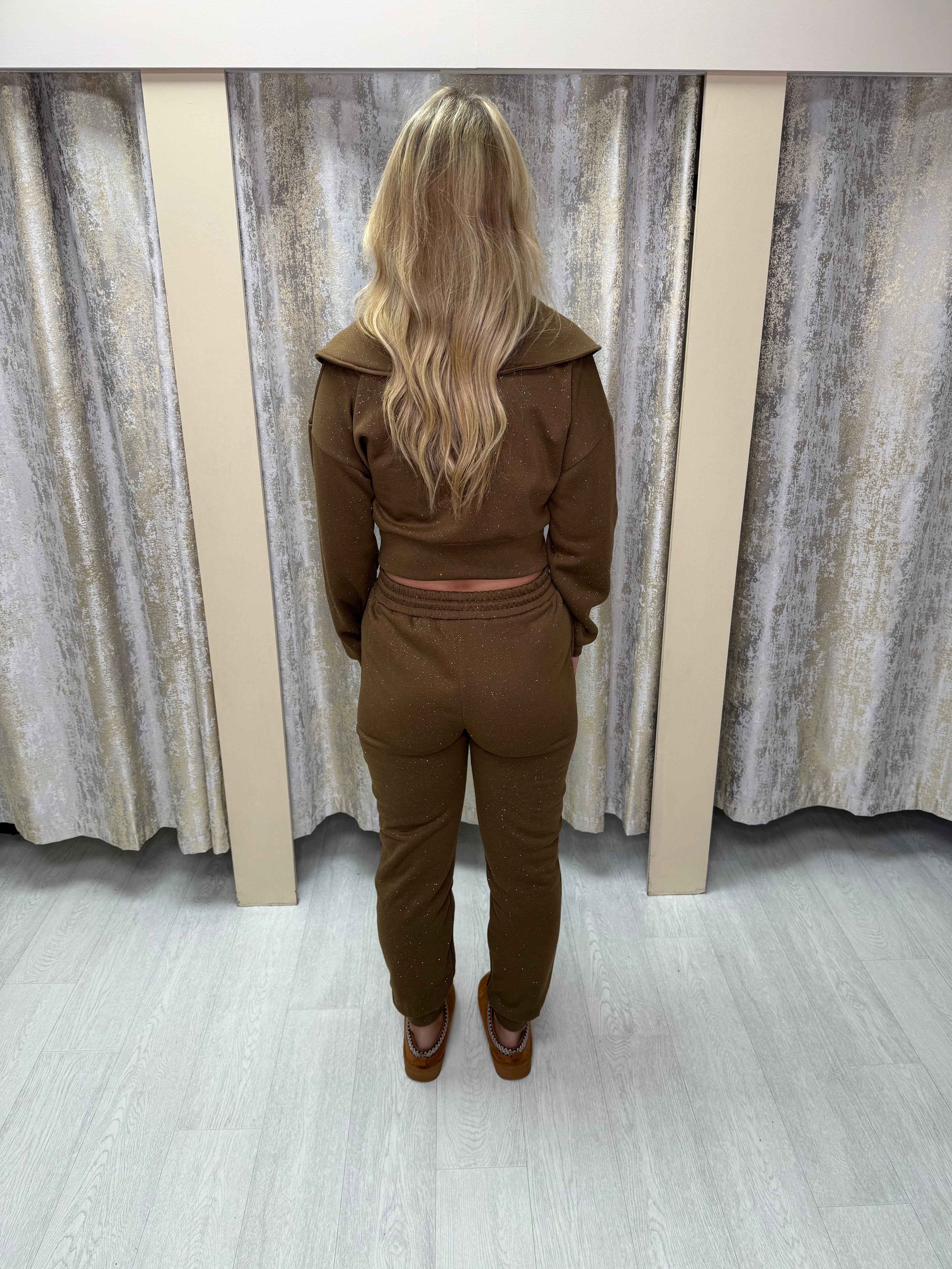 Cinched Waist & Oversized Collar Fine Glitter Cuffed Tracksuit - Caramel