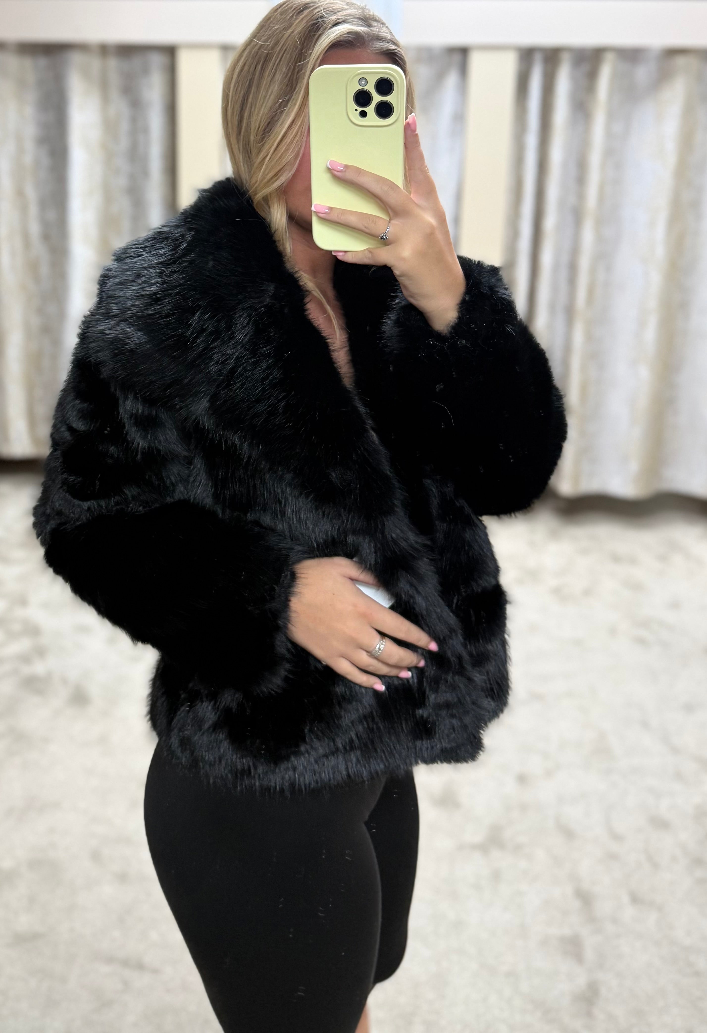 Luxe Faux Fur Jacket - Black