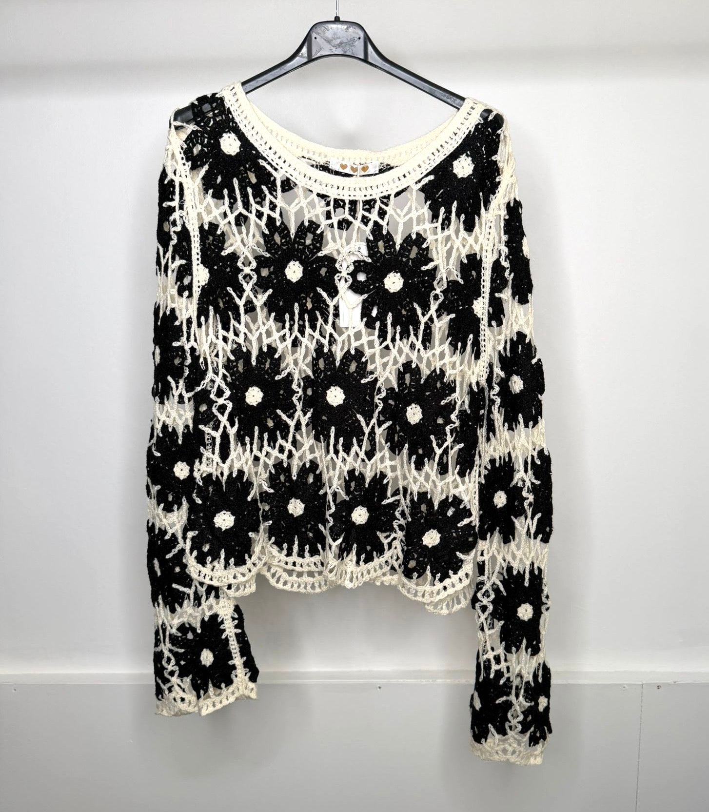 White & Black Flower Detail Crochet Top
