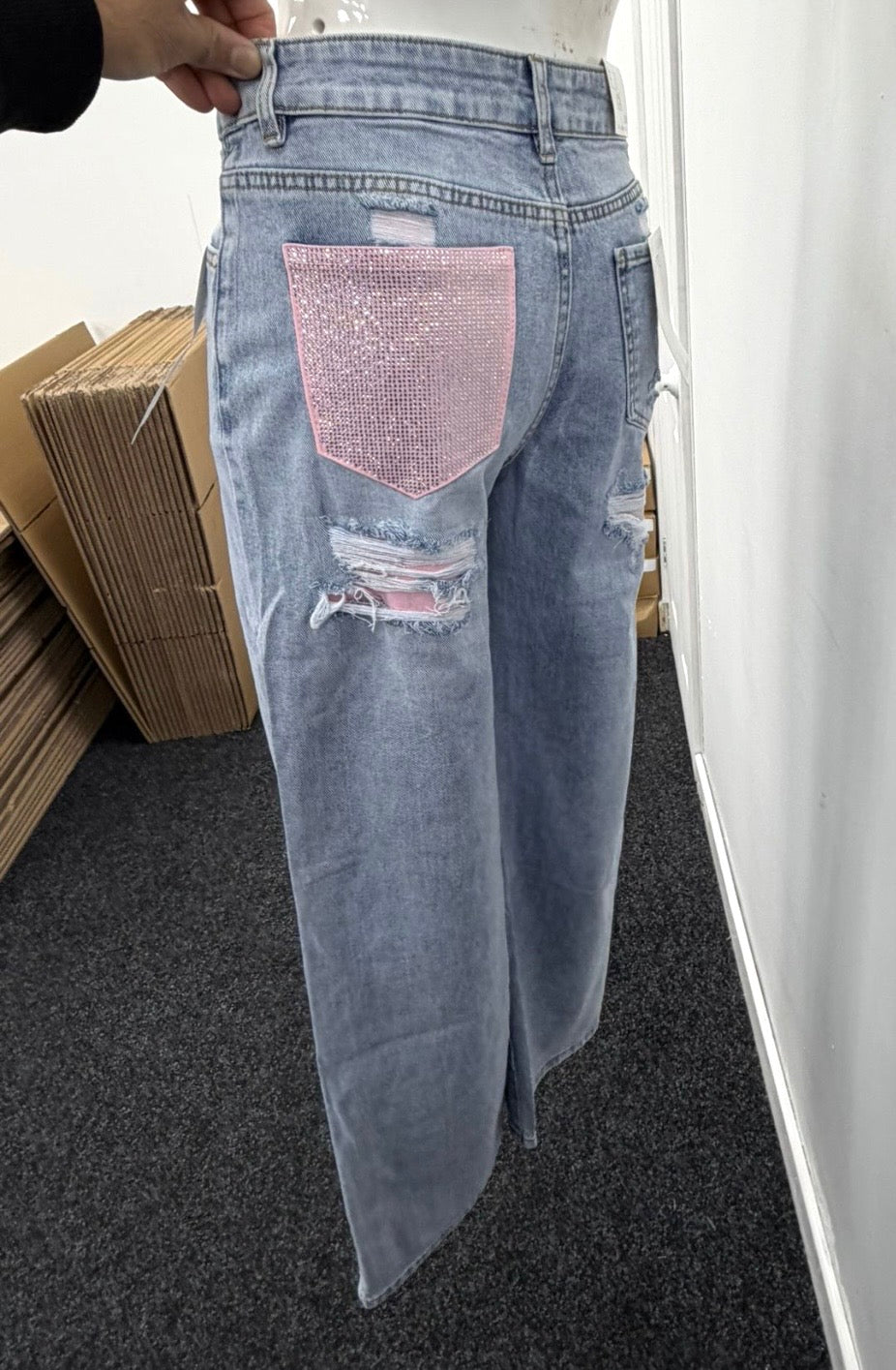 Diamanté Back Pocket Detail Wide Leg Premium Denim Jeans - LEMON POCKET