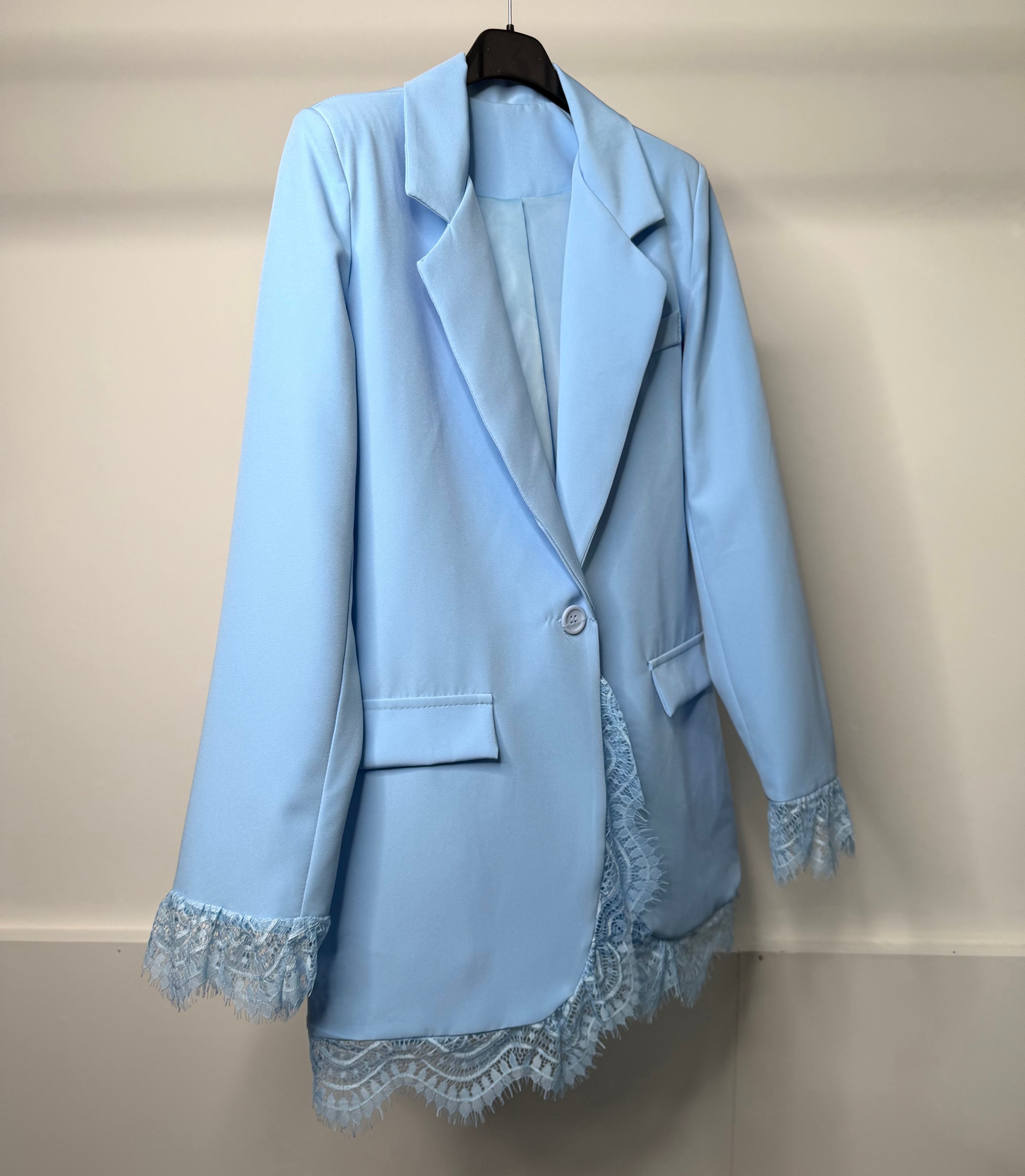 LUXE Waist Cinching Blazer With Lace Detail