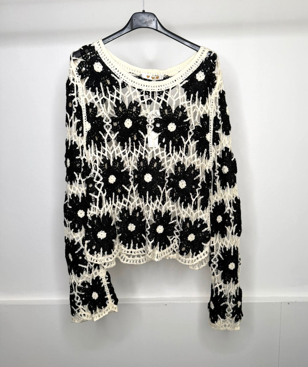 White & Black Flower Detail Crochet Top