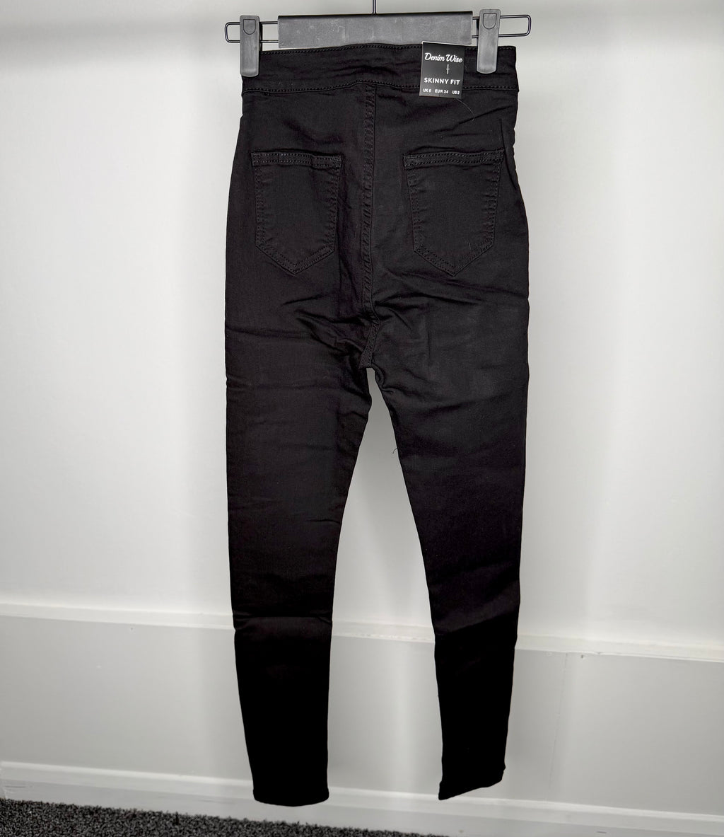 Skinny Fit High Waisted Stretchy Jeans - Black
