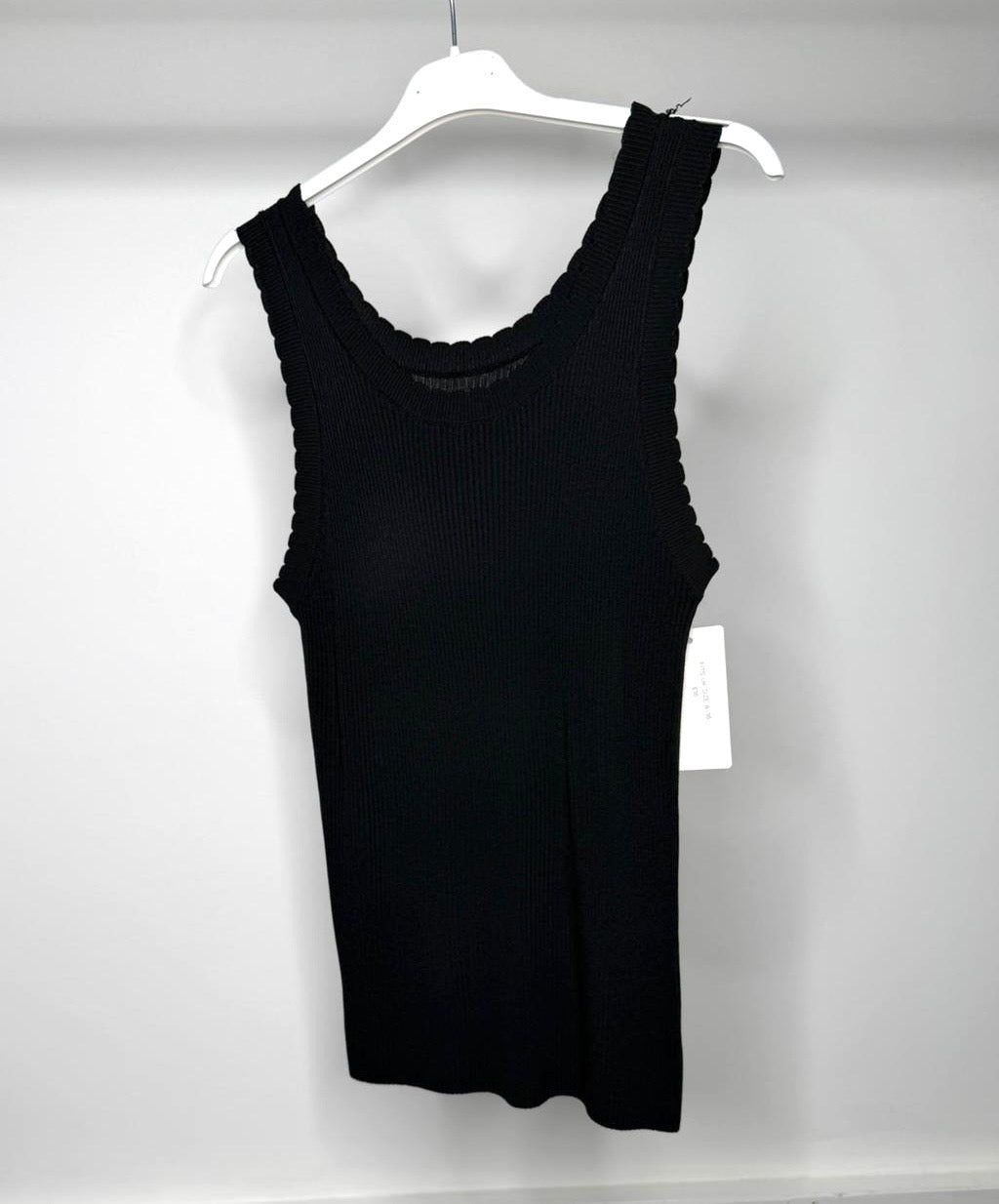 Scallop Edge Detail Fine Ribbed Vest Top