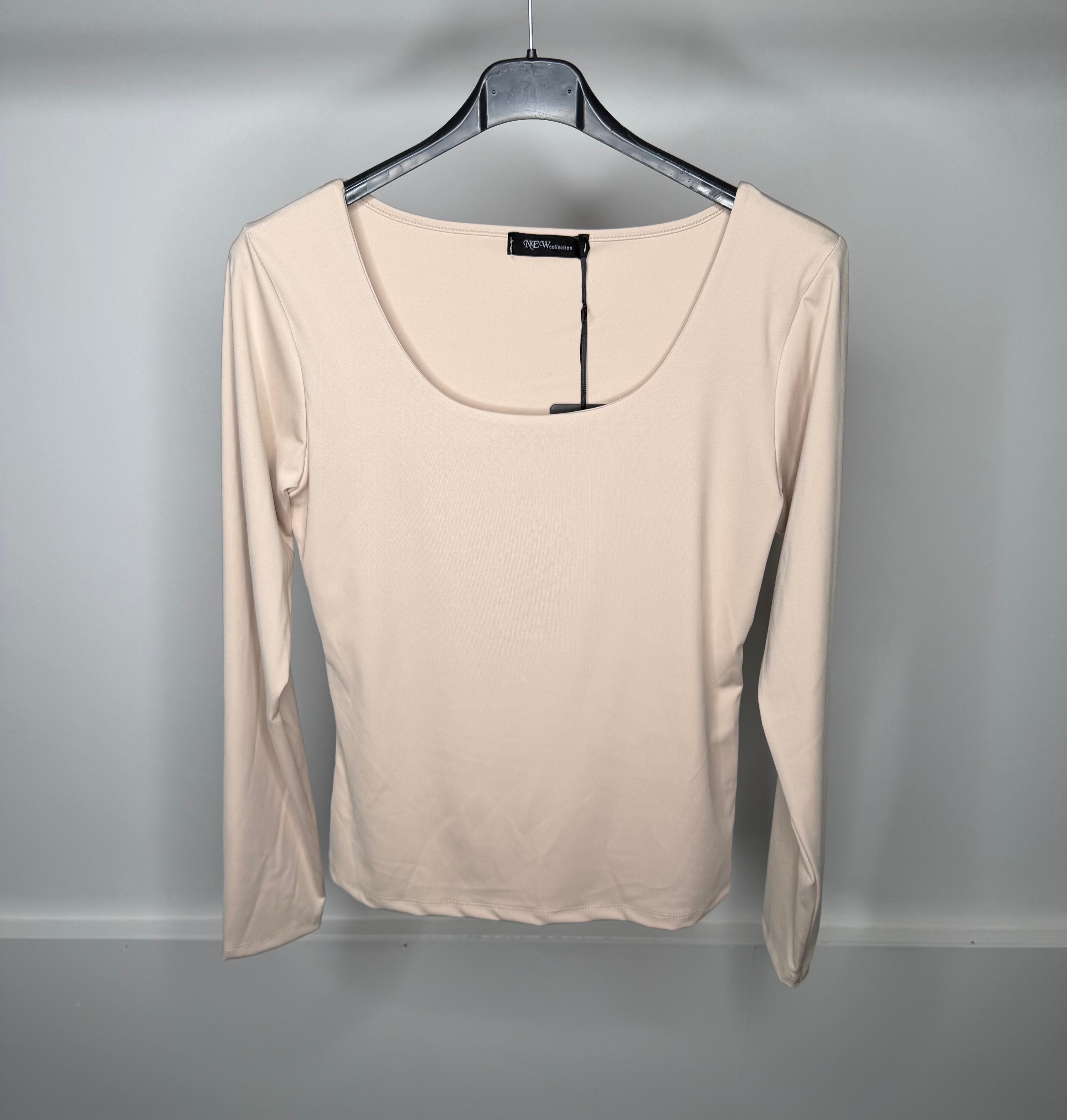Double Layer Slinky Scoop Neck Long Sleeve Tops