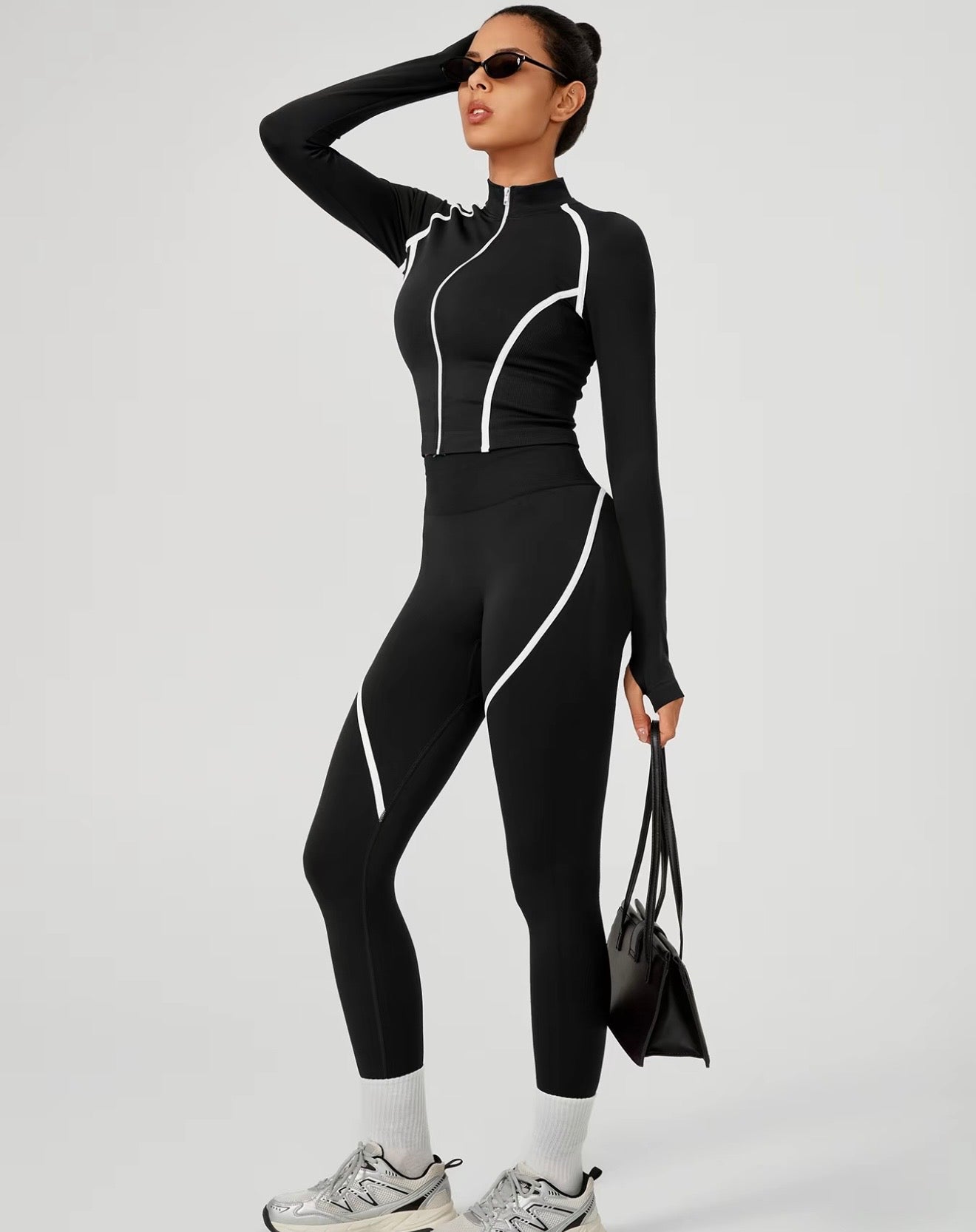 Body Sculpting White Detail Gym Set - Black