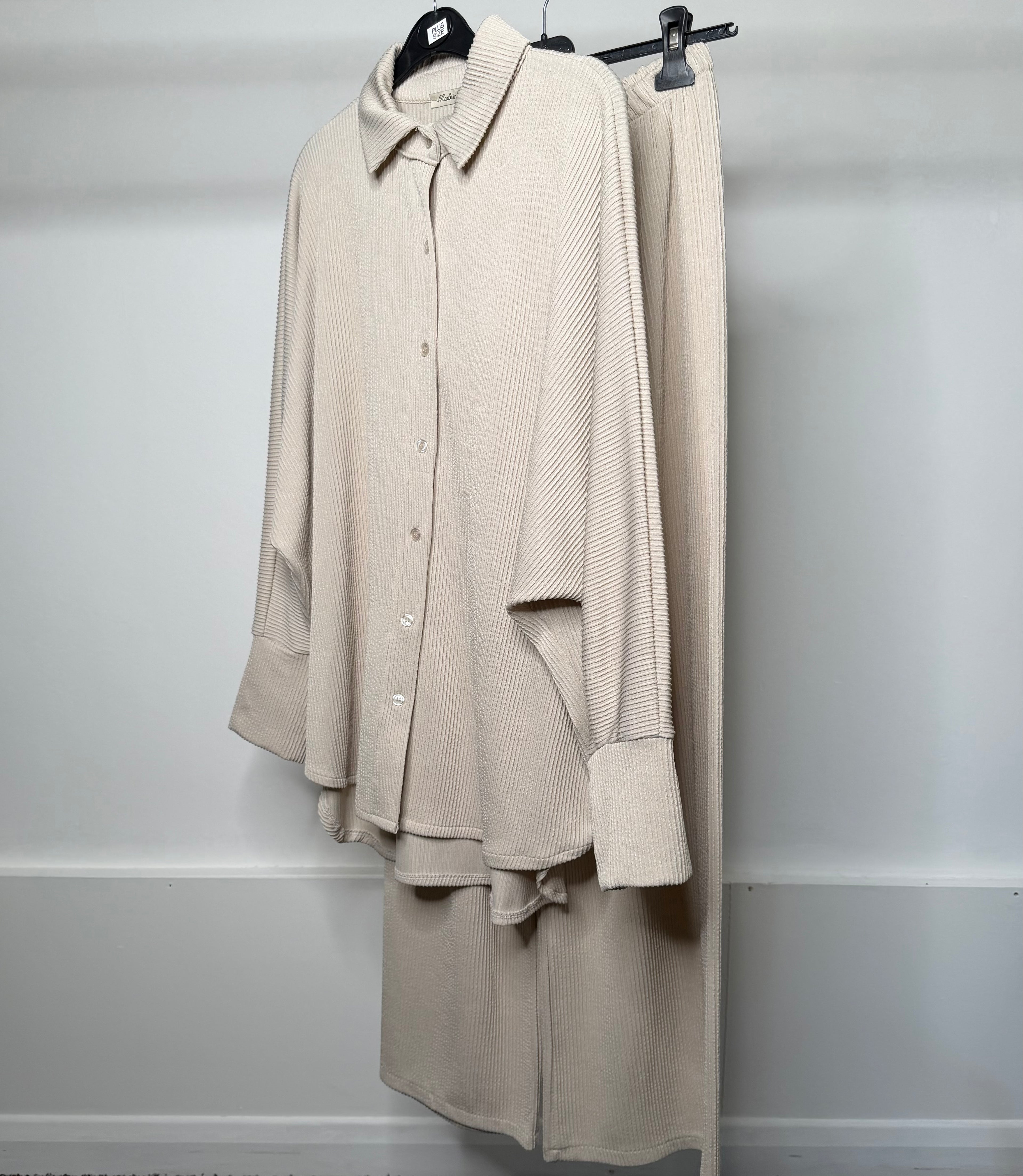 PLUS SIZE - Fine Ribbed Soft Long Shirt & Trouser Co Ord