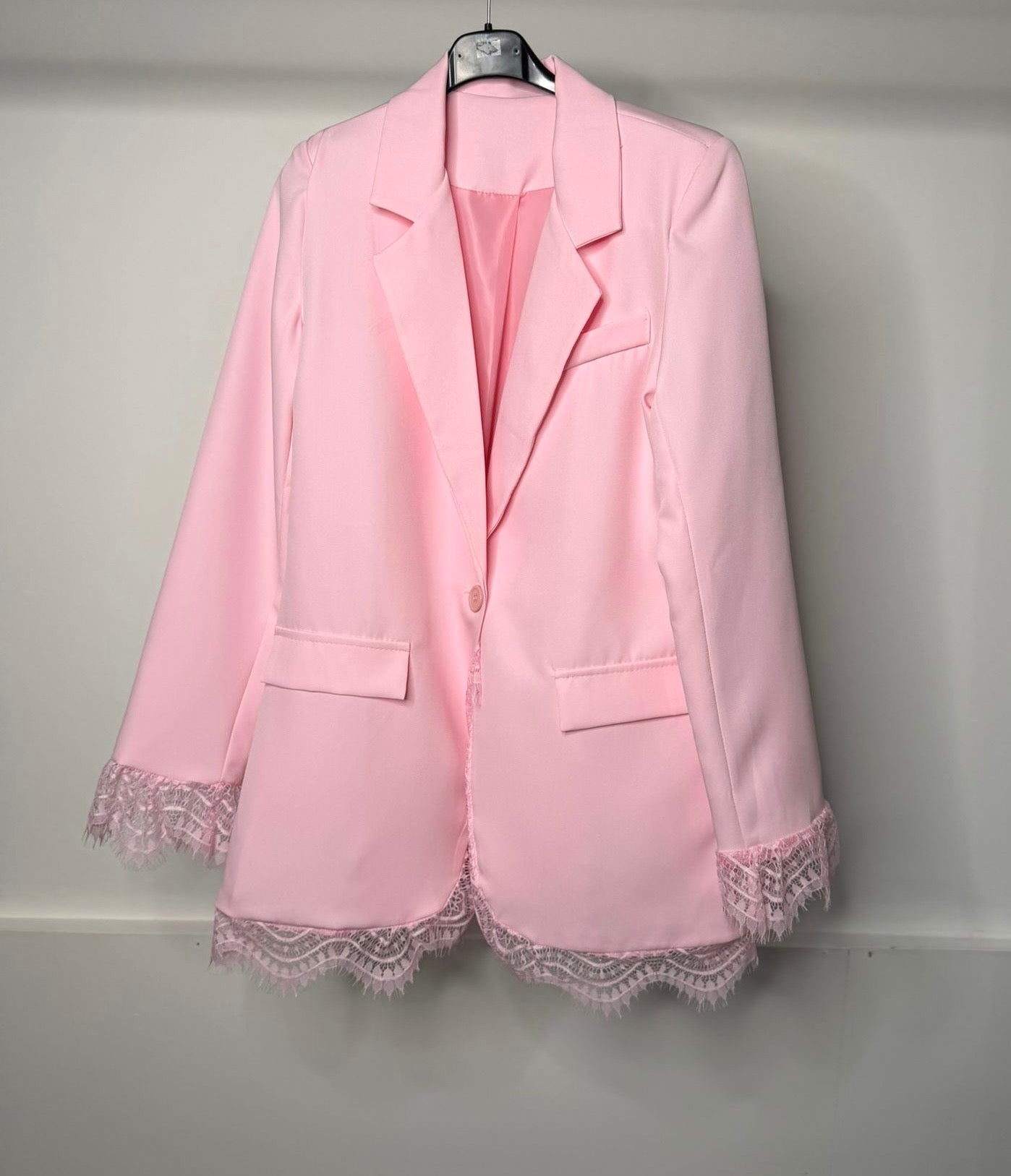 LUXE Waist Cinching Blazer With Lace Detail