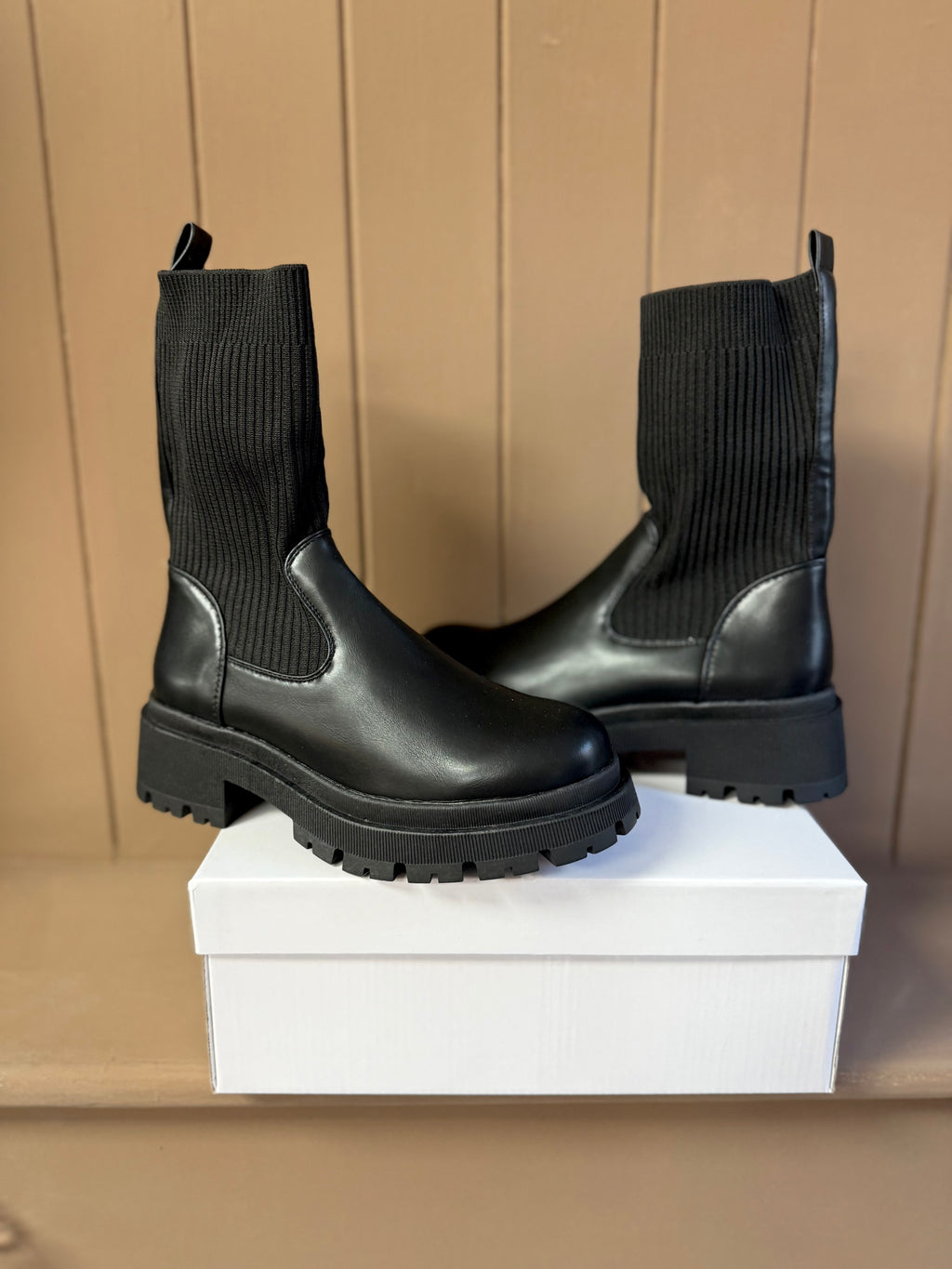 Black Knit Stretchy Chelsea Ankle Boots
