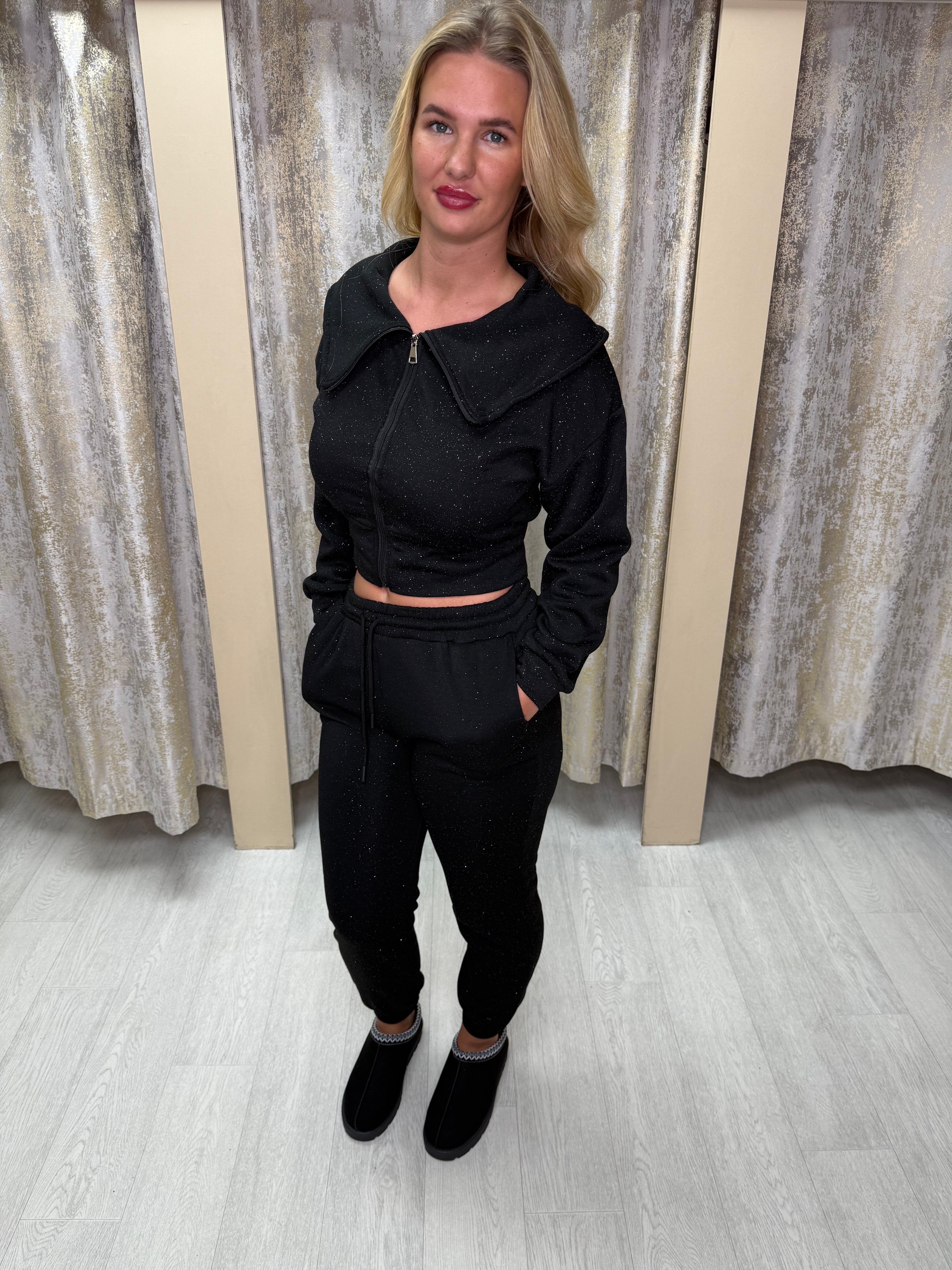 Cinched Waist & Oversized Collar Fine Glitter Cuffed Tracksuit - Black