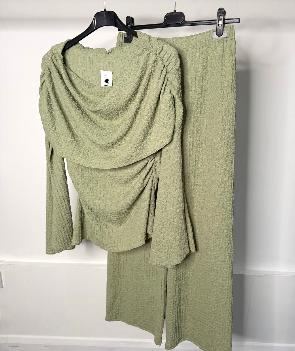 Off Shoulder Ruched Side Cheesecloth Co Ord